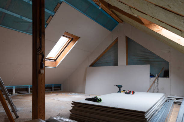 Best Geographic-Specific Insulation Services in Bettendorf, IA
