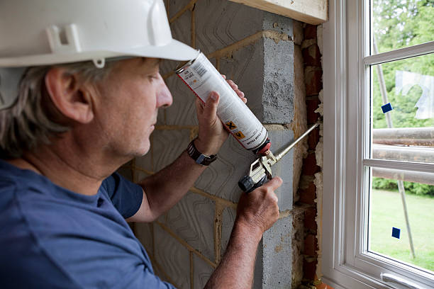 Best Specialized Insulation Services in Bettendorf, IA